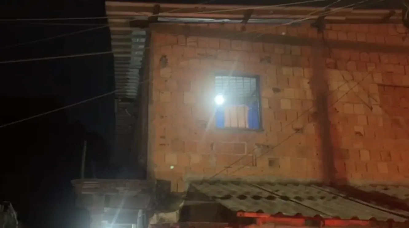 Demerson é morto a tiros e jogado do segundo andar de casa na Colônia Terra Nova, em Manaus